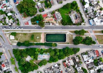 Cancún fortalece la infraestructura vial con pavimentación en avenidas clave