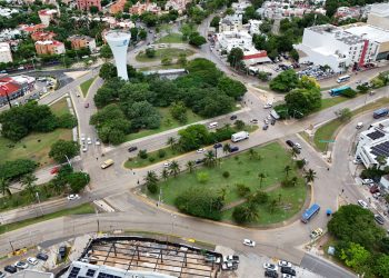 Cancún Implementa Centro de Monitoreo para Semáforos Inteligentes y Suma 16 Cruces Seguros