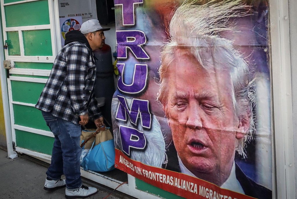 El albergue de migrantes Movimiento Juventud 2000, en Tijuana, donde asociaciones civiles acusaron al gobierno de Claudia Sheinbaum de “no tener un plan” para afrontar la crisis migratoria que desatará Donald Trump (Foto de EFE)