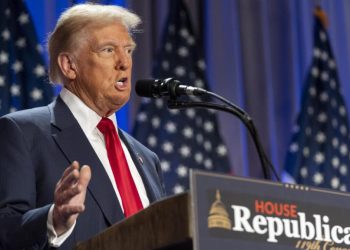 Amenaza de Trump al Brics: utilizan el dólar o enfrentarán grandes aranceles