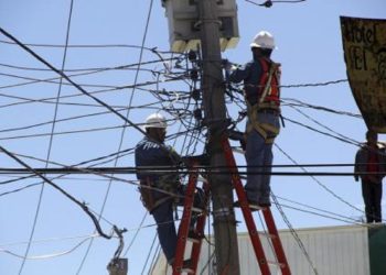 Anuncian corte de luz y cierres viales en Monterrey, Nuevo León