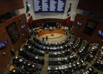 Avanza extinción de órganos autónomos en Senado; Comisiones aprueban reforma