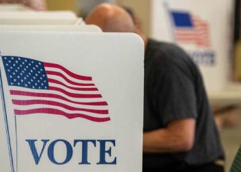Cierran primeros centros de votación en Estados Unidos
