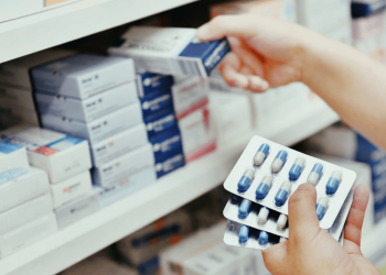 Cofepris manda alerta; falsifican medicamentos contra el cáncer