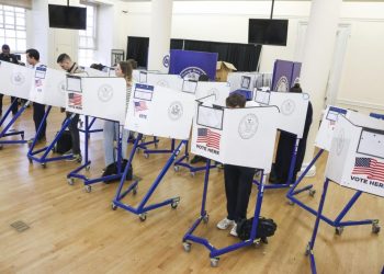 Elecciones en Estados Unidos 2024: Trump y Harris empatan en Dixville Notch