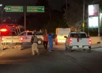 Hallan 11 cuerpos en camioneta abandonada en Chilpancingo, Guerrero