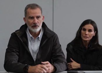 “Hay que entender el enfado” de los ciudadanos afectados por la tragedia en Valencia, señaló el rey de España