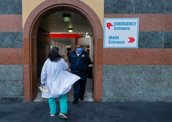 Hospitales de Texas preguntarán estatus migratorio a pacientes desde este viernes