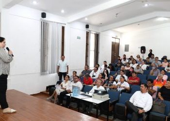 Impartió SEFIPLAN pláticas para promover la cultura financiera