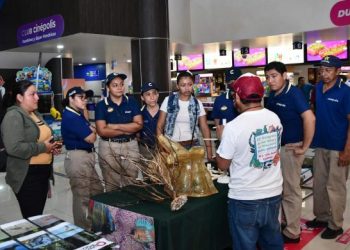 La FPMC-Cinépolis impulsan la conciencia ambiental en la niñez cozumeleña