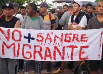 Miles de migrantes salen en caravana desde México coincidiendo con elecciones de EE.UU.