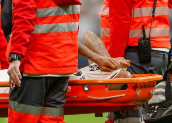 Militao, del Real Madrid, sufre rotura del ligamento cruzado anterior en la rodilla derecha