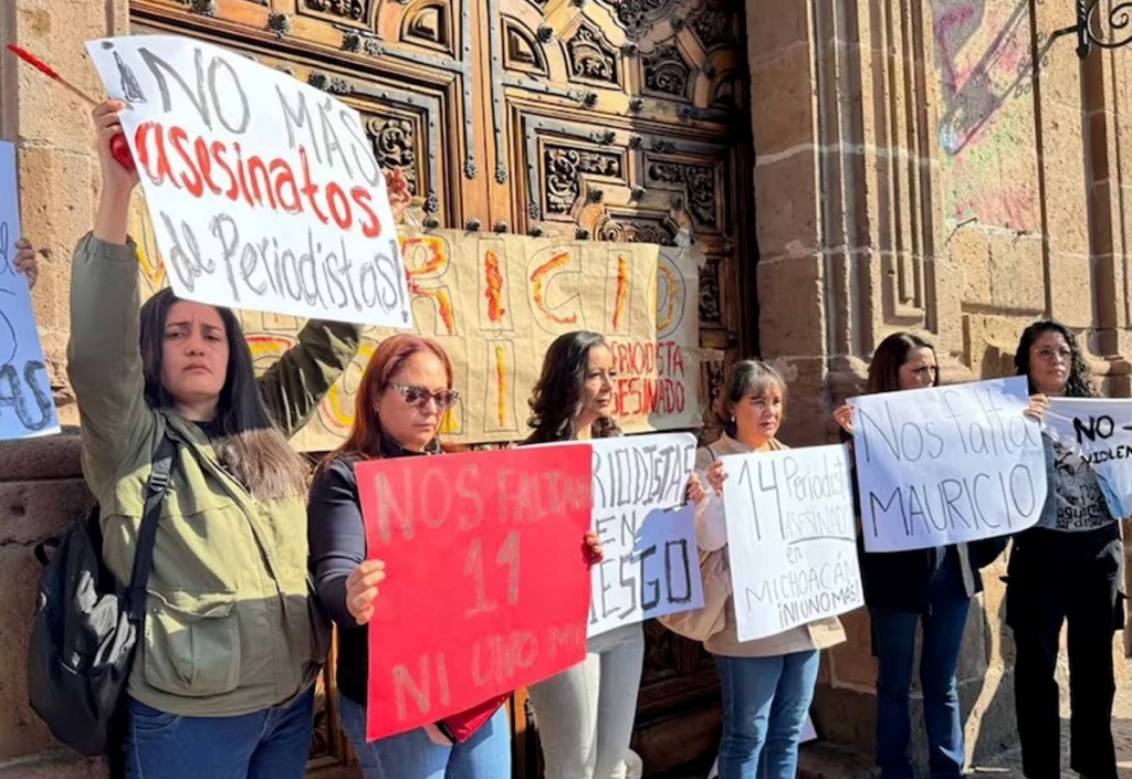 Periodistas se manifestaron y exigieron justicia por el asesinato de su compañero de profesión Mauricio Solís Cruz en Morelia, Michoacán