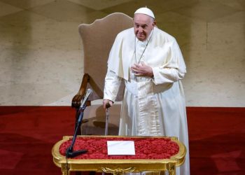 Papa Francisco pide que la educación no sea un privilegio