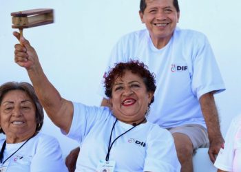 Promueve Verónica Lezama la salud física con los Juegos Estatales Deportivos y Culturales para las Personas Mayores 2024: DIF