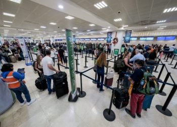 Quintana Roo fortalece su liderazgo turístico con más de 500 operaciones aéreas diarias: Mara Lezama