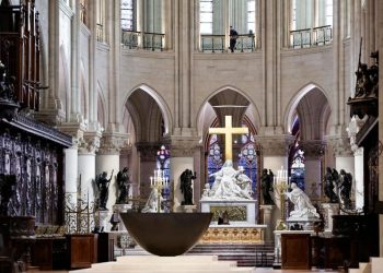 Revelan el nuevo “resplandor” de la catedral de Notre Dame