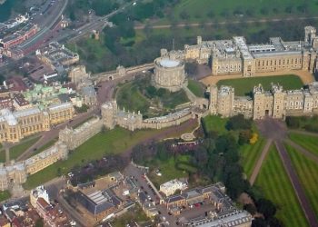 Roban dos vehículos en el Castillo de Windsor, según el periódico The Sun