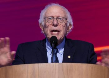 Senador Bernie Sanders: los demócratas han abandonado a la clase trabajadora