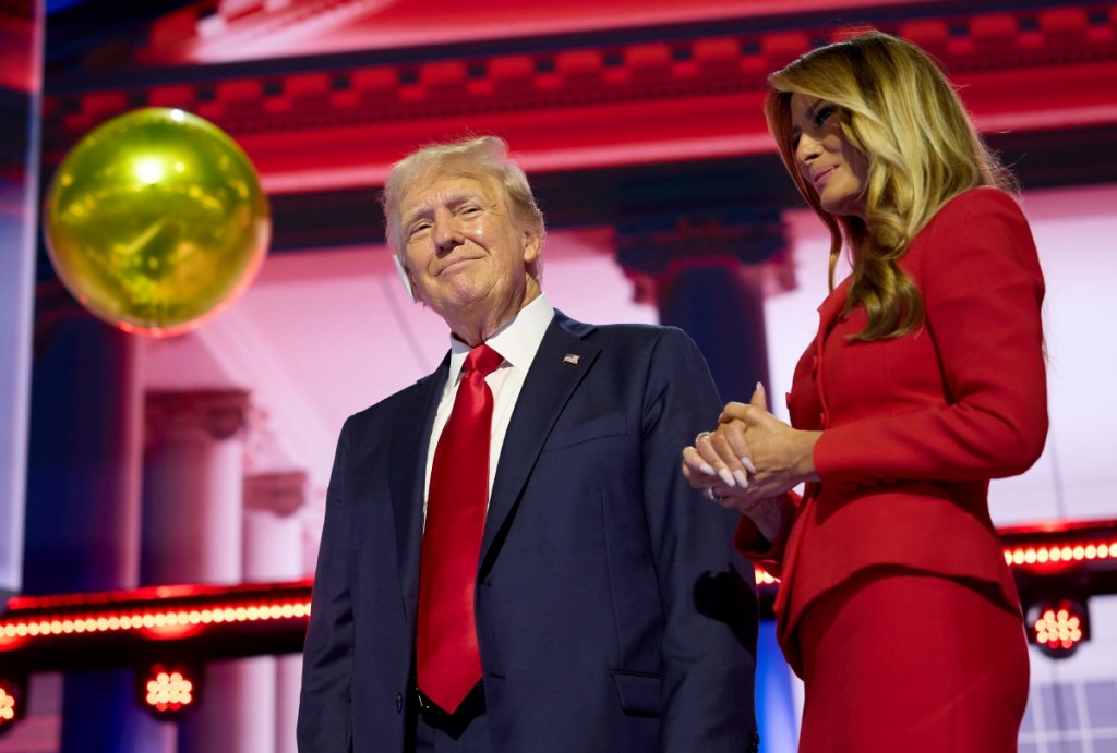 El presidente electo de Estados Unidos, Donald Trump, con su esposa Melania en Milwaukee, en julio