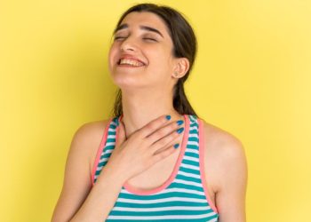 ¿Te duele la garganta Checa esto antes de tomar antibióticos