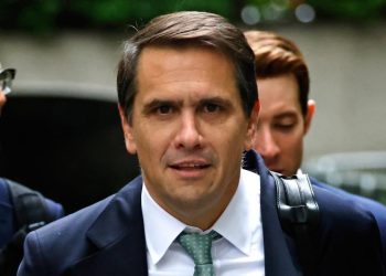 Trump elige a su abogado Todd Blanche como segundo del Departamento de Justicia