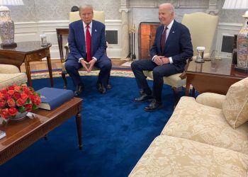 Trump se reúne con Biden para iniciar transición de gobierno