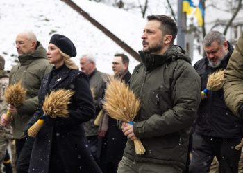 Zelenski cree que hay fuertes posibilidades de un fin de la guerra en 2025