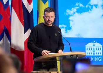 Zelenski sugiere atacar a soldados norcoreanos en Rusia con armas de largo alcance