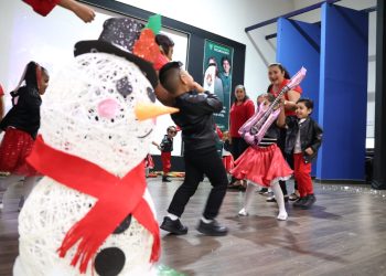 EL ESPÍRITU NAVIDEÑO LLENA DE ALEGRÍA EL FESTIVAL DE LOS CENTROS DE ATENCIÓN INFANTIL DEL DIF BJ