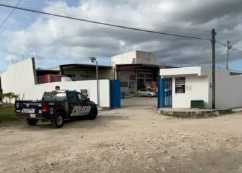 Asalto en el CEDIS de la «Dondé» en Playa del Carmen.