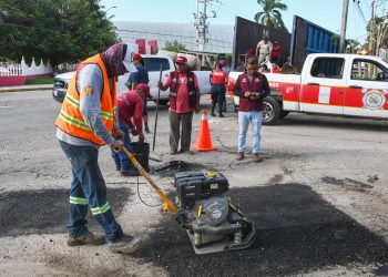 Devuelven el brillo a las vialidades de Chetumal