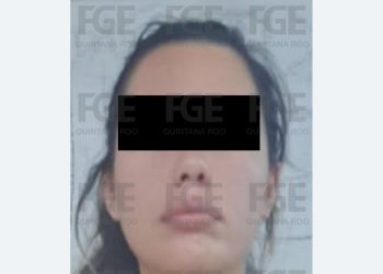 Arresta FGE de Quintana Roo a una mujer por narcomenudeo en la Supermanzana 94 de Benito Juárez