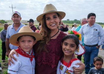 Anuncia Mara Lezama 11 millones de pesos en infraestructura carretera para el bienestar de comunidades del sur de Quintana Roo