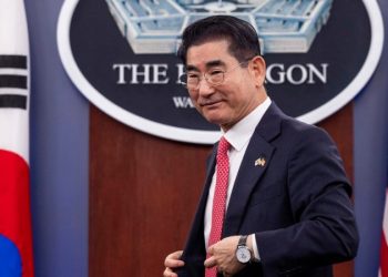 Arrestan oficialmente a exministro de Defensa de Corea del Sur, acusado de insurreción por la ley marcial