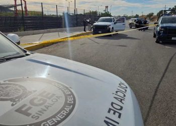 Asesinan a exmilitar en estacionamiento de plaza comercial en Sinaloa