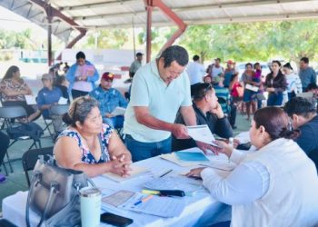Atención inmediata y gratuita a 90 personas con el Registro Civil en Morocoy, Othón P. Blanco