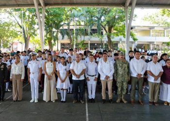 Celebran en Chetumal el 237 aniversario del Natalicio de Andrés Quintana Roo