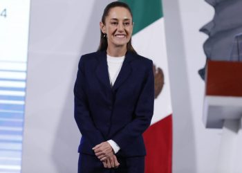 Claudia Sheinbaum dice que no ha recibido invitación para la investidura presidencial de Nicolás Maduro