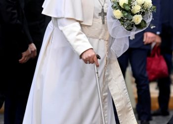 Denuncia el Papa el machismo