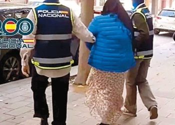 Detienen a mexicana en España por delitos terroristas