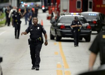 Dos estudiantes heridos y un pistolero muerto en un tiroteo en una primaria de California