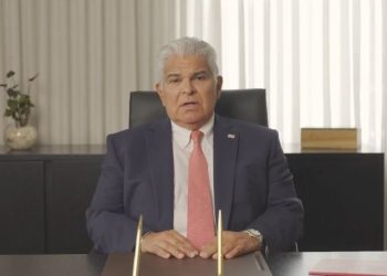 El canal “es de Panamá y lo seguirá siendo”, responde el presidente panameño a Donald Trump