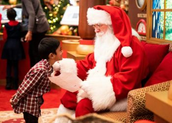 #EnVivo Santa Claus recorre el mundo para repartir millones de regalos