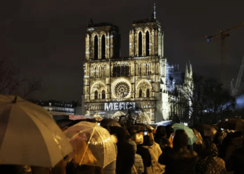 FOTOS | La catedral de Notre Dame da primera misa cinco años después del incendio