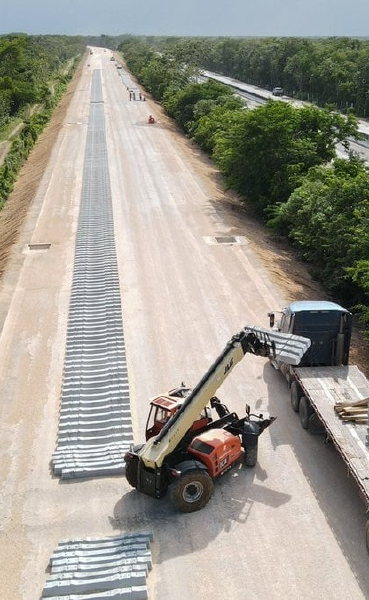 Aspecto de uno de los tramos del Tren Maya que hace un par de meses seguía en construcción