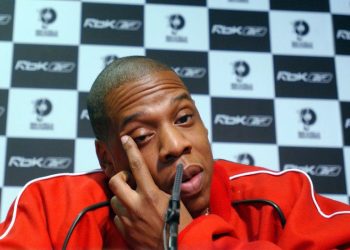 Jueza rechaza petición de Jay-Z para desestimar demanda en su contra por abuso sexual 