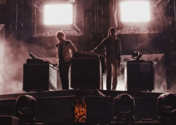 Justice anuncia concierto en el Palacio de los Deportes el 2025