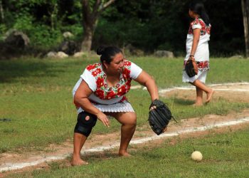Las Diablillas de Hondzonot: mujeres que desafían estereotipos a través del sóftbol