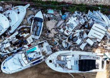 Lenta recuperación en Acapulco tras “Otis”,